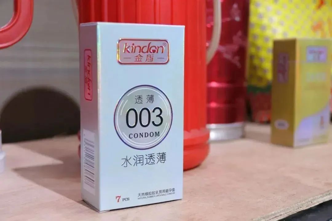 世界艾滋病日康祥避孕套為愛而生,讓艾遠離6.jpg