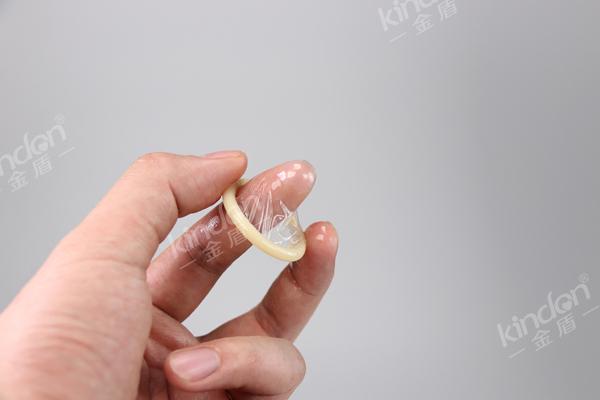 避孕套如何正確使用?