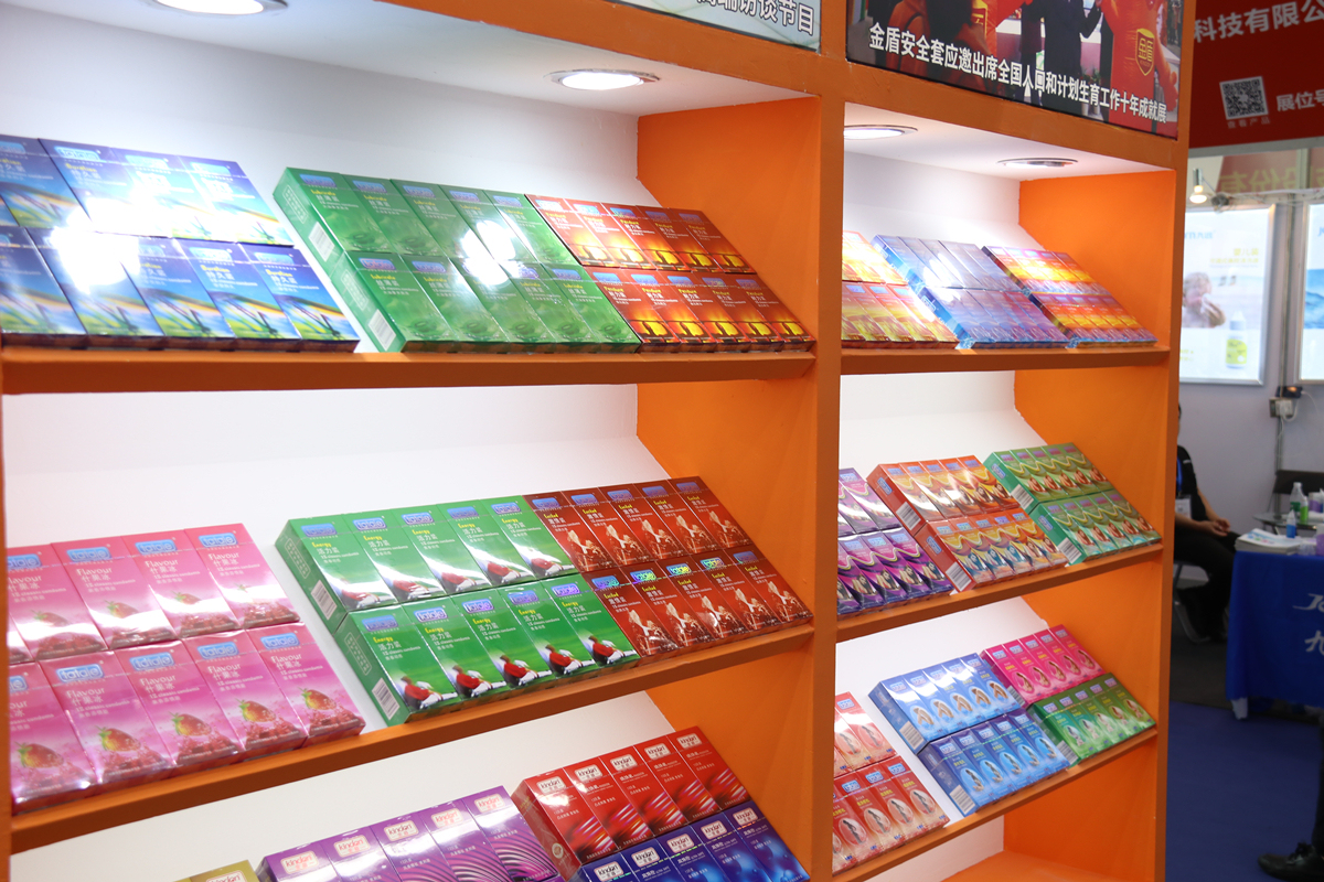 現場直擊第83屆國藥會!火爆人氣, 見證廣東康祥品牌實力(圖14) 現場直擊第83屆國藥會!火爆人氣, 見證廣東康祥品牌實力(圖14)